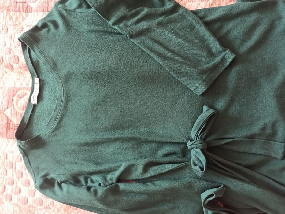 Продам платье б/у