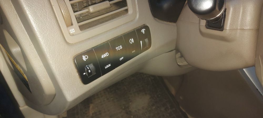 Хюндай туксон 2.0 дизел 140кс.