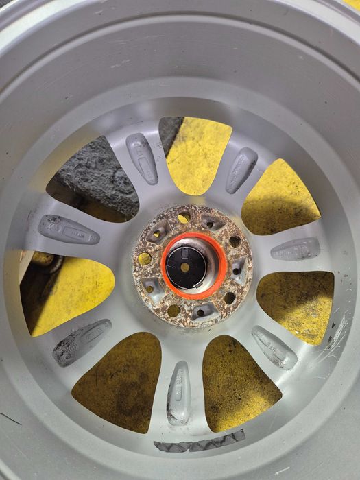 4 Jante Aliaj 5x114.3 17'' 7.5J ET 40 - Renault Megane Arkana Kadjar Dacia Duster Nissan Toyota Suzuki Lexus Kia Hyundai Mazda Mitsubishi