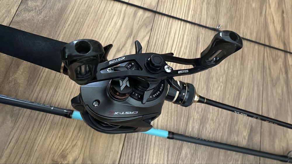 Lansetă baitcaster și mulinetă