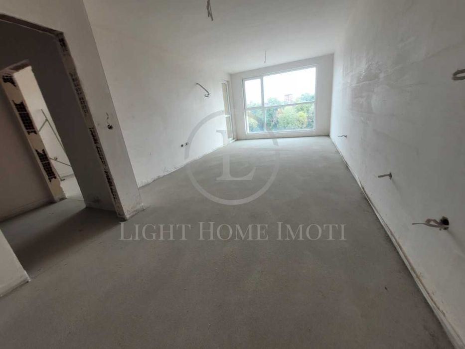 Продава се Двустаен апартамент в Пловдив, Кючук Париж - 78 кв.м за 1020 €/кв.м - Снимка #2