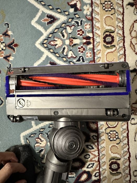 Турбощетка на dyson v6