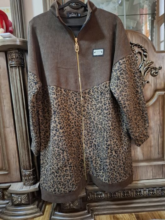 Ayollar. Kiyimi qalin