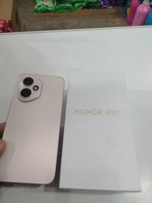 Honor 400 5 g sotiladi