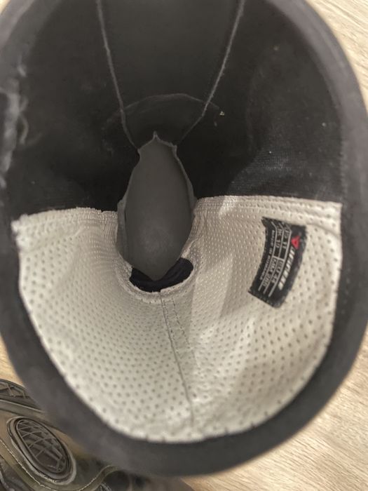 Cizme moto DAINESE 42/43/44 noi