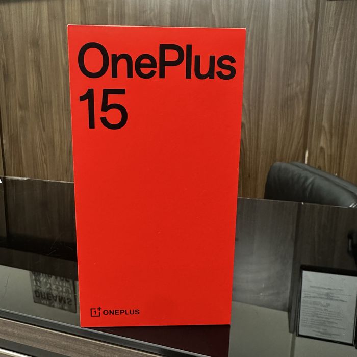 Нов! 2г Гаранция! OnePlus 15 5G Dual Sim 16GB RAM 512GB  Sand Storm, V