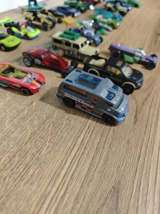 Колички Hot Wheels