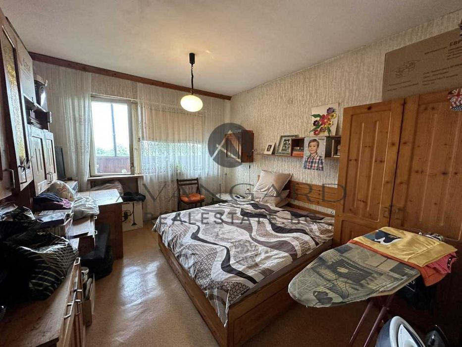 Продава се Тристаен апартамент в Пловдив, Център - 92 кв.м за 1631 €/кв.м - Снимка #3