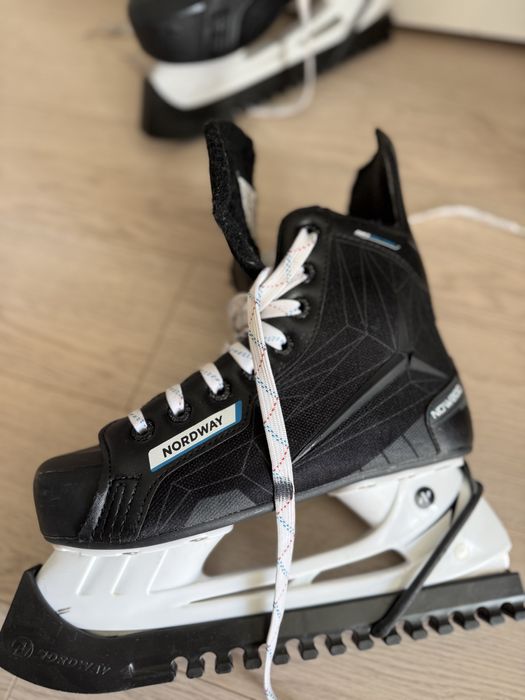 Продам коньки  Nordway