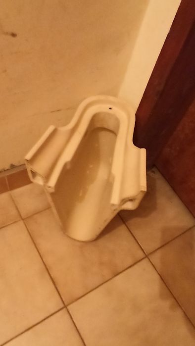 Полуконзола 2бр. за мивка ideal standart ботуш