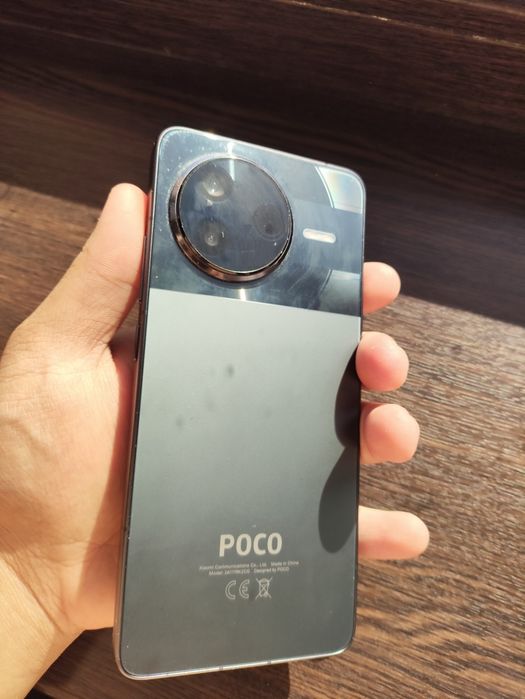 Продам Poco f7 pro в хорошем  12/512
