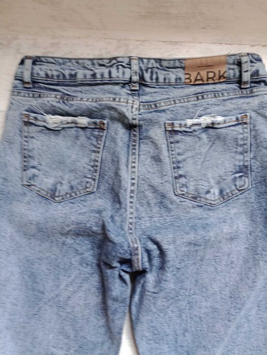 Продавам дамски дънки