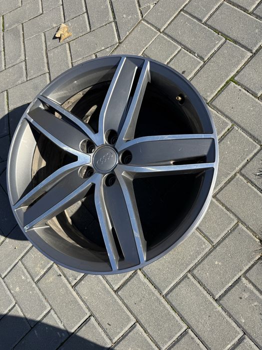 OEM оригинална джанта 19 за Audi / Ауди A3 / S3