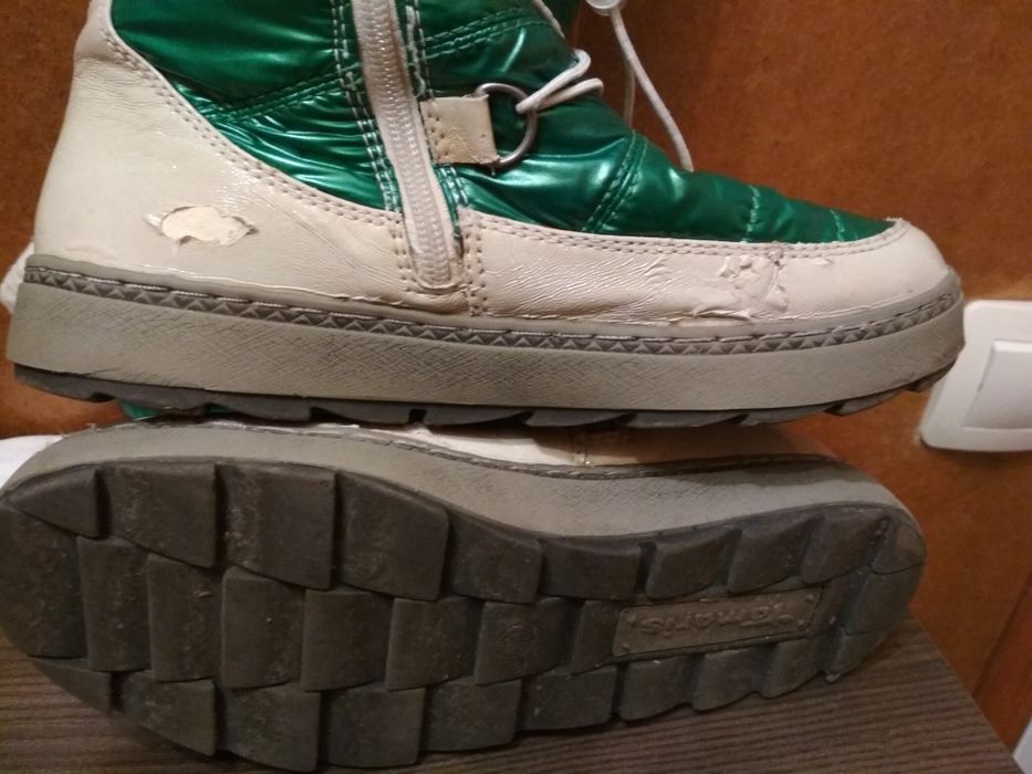 Зимни ботуши, три броя