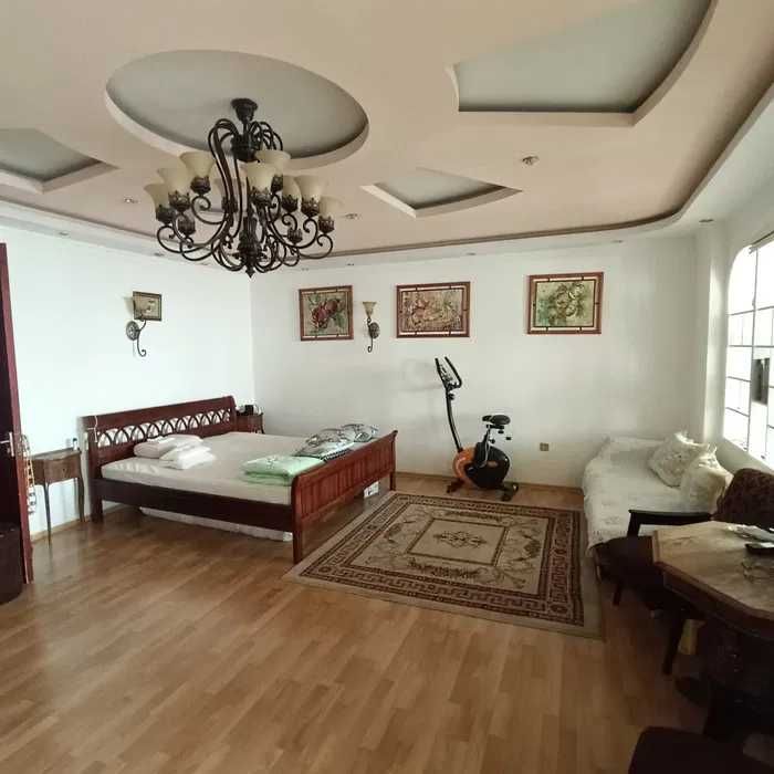 Продаётся Квартира 4 комнатная