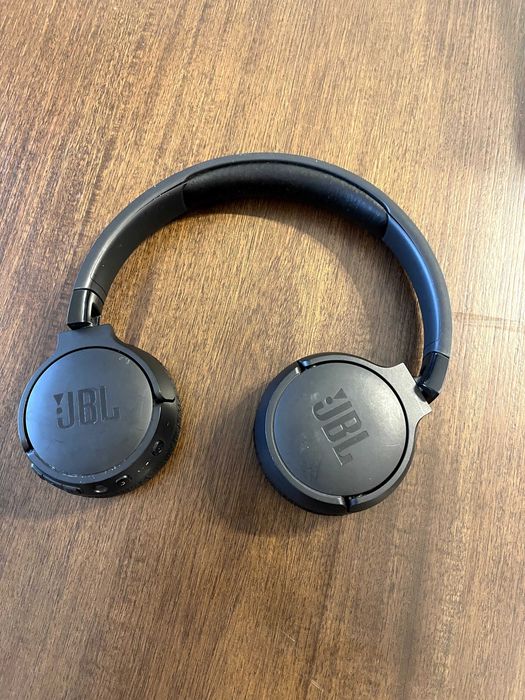 Casti JBL Tune 660 NC - Negre