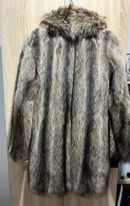Haină din blană naturală de vulpe argintie