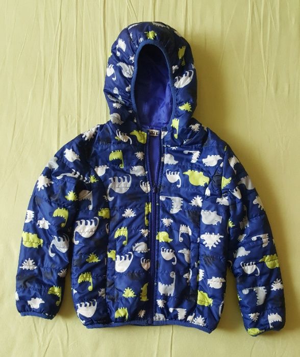 детско яке размер до 120 за 5-6години