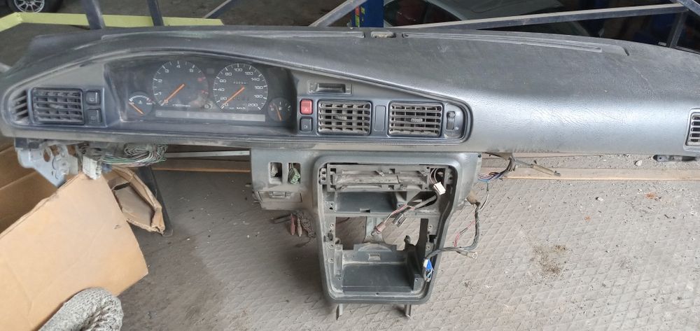 Панель - торпедо мазда 626 переходка