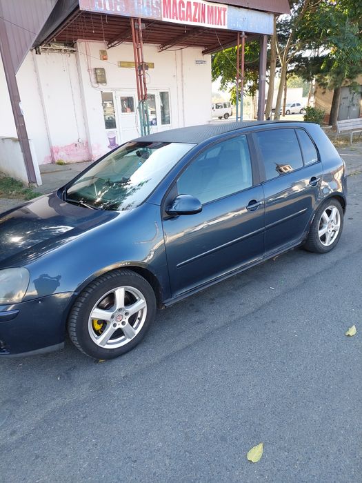 Vând golf 5 1.9 diesel