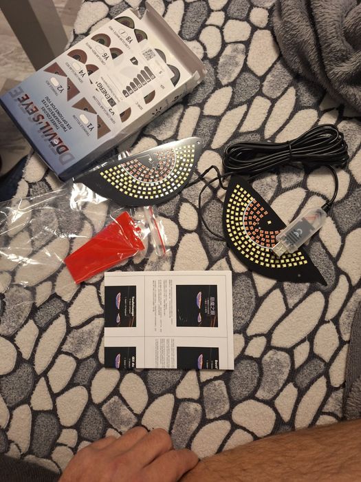 Светещи диодни очи Безплатна доставка