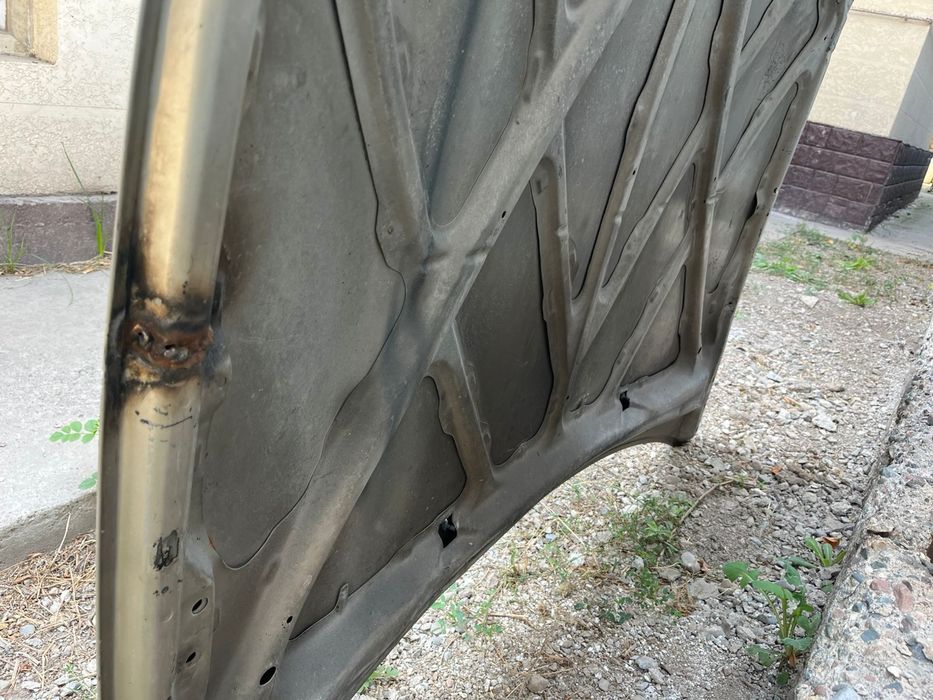 Продам Капот камри