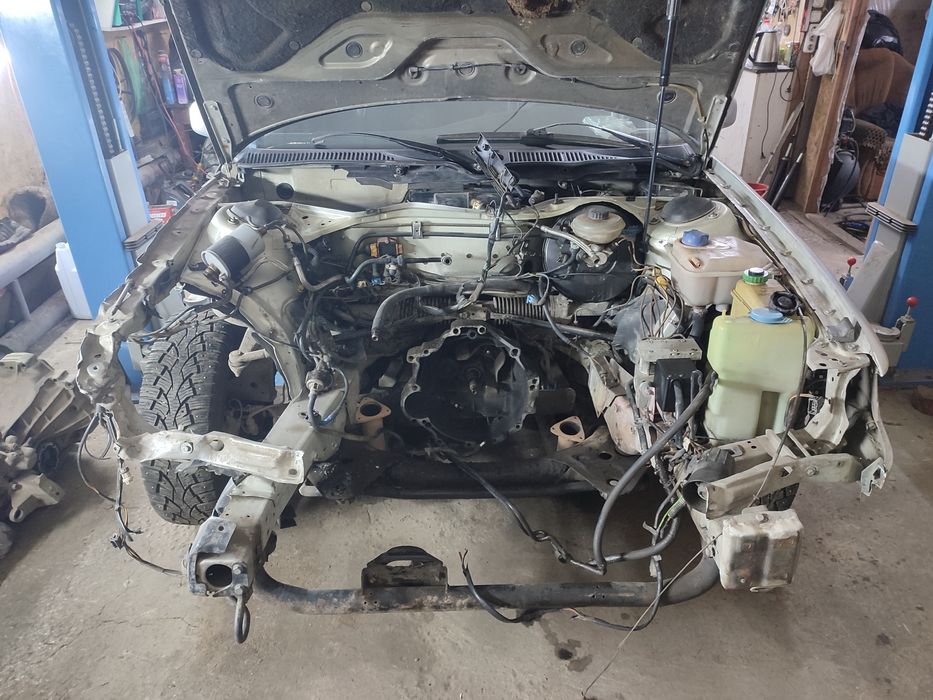 Продам Ауди 100 с4 полный привод.