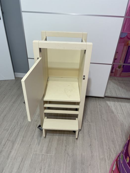 Turn de invatate din lemn