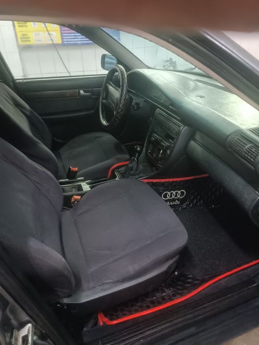 Продам Ауди 100 с4 2.6