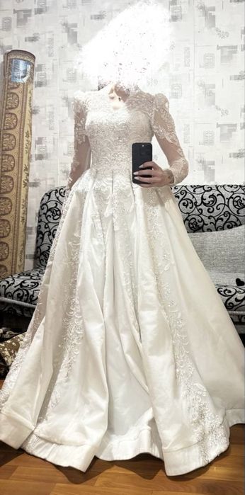 Свадебное платье