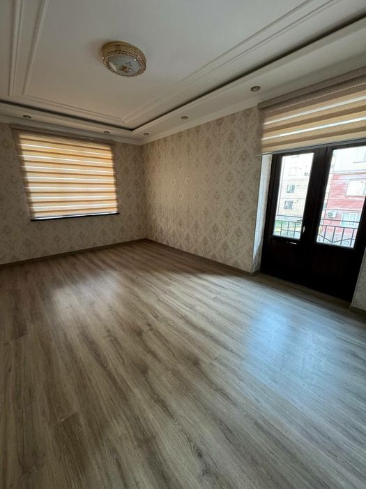 Qorasuv karzinka oldida ijarag kvartira beriladi 2 xona