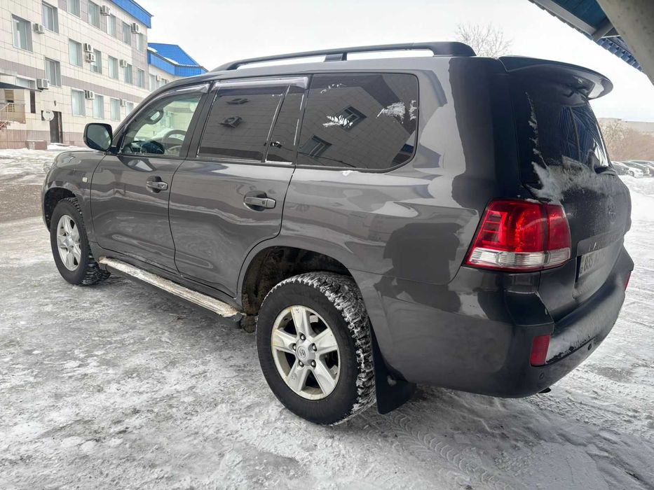 Toyota L.CRUISER-200 VX (65309)