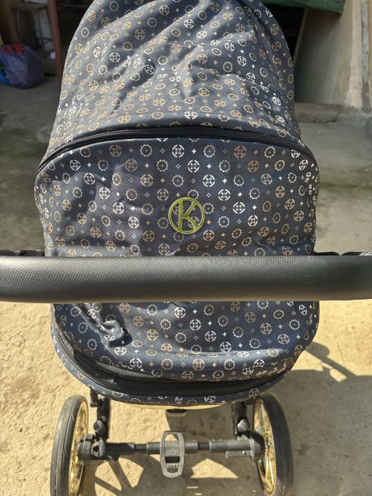 Vand carucior IVENTO  GLAM PREMIUM KUNERT folosit foarte putin,fara defecte(nu trimit prin curier),pret 2000 lei(este in garantie)