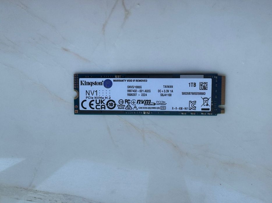 Nvme диск 1tb Kingston NV1