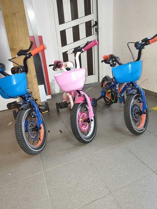 Vând biciclete copii