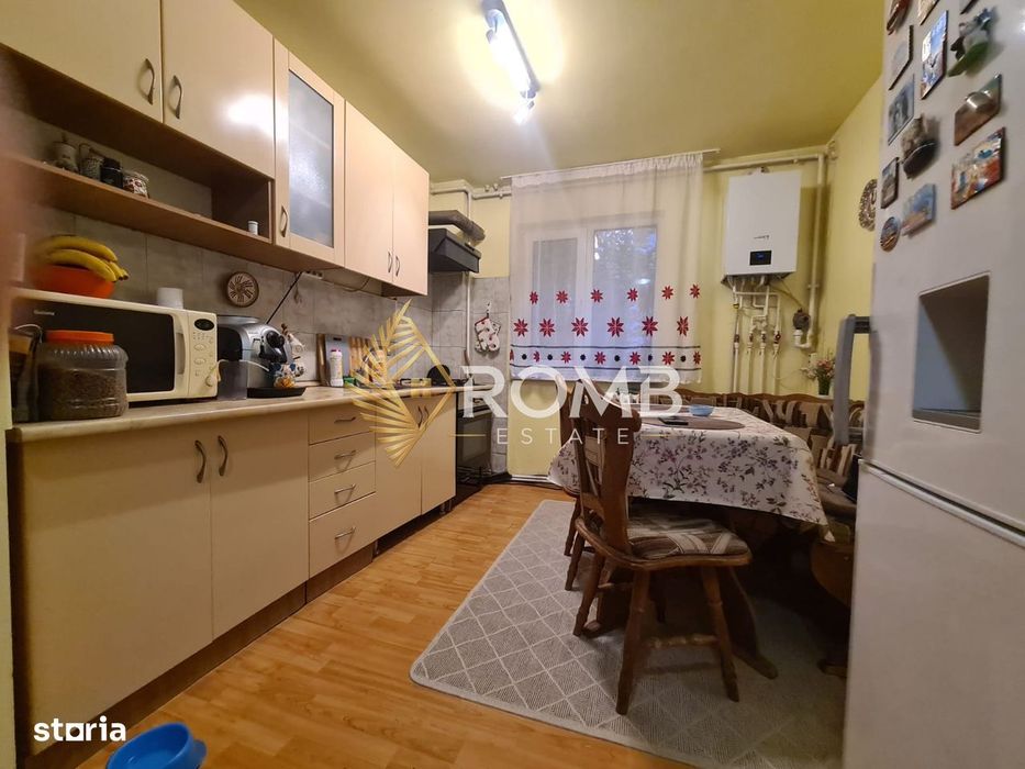 Apartament 3 camere decomandat, 64 mp, mobilat si utilat – Manastur