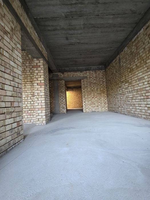 Дурмон Қ.Ф.Й. Бирлик маҳалласида коттеджлар сотилади.