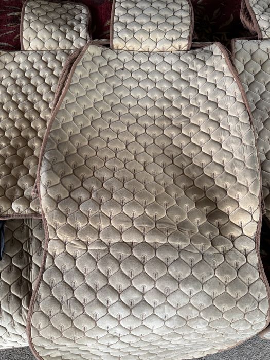 Продам чехлы б/у