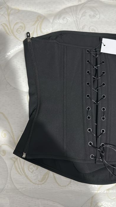 Корсет чёрный женский
