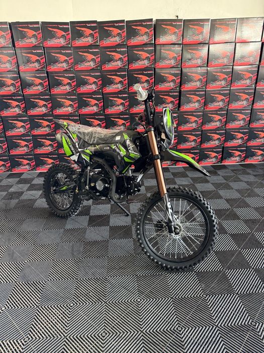 Moto cross dirt bike motorteta de 140cc kxd pro germany nou cu garabtie si livrare in tara
