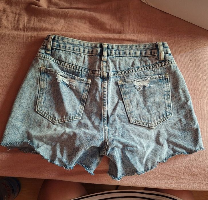 Pantaloni scurți Shein