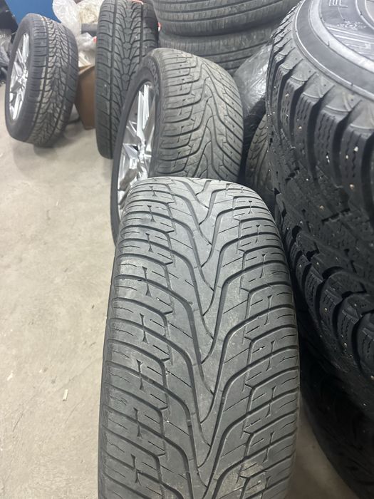 Продам диски с резинами R20