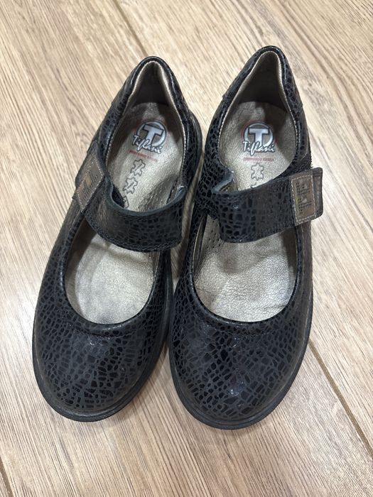 Продам кожанные туфли 29 размер