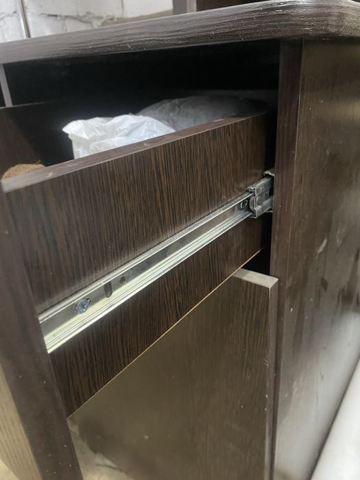 Стол письменный ученический