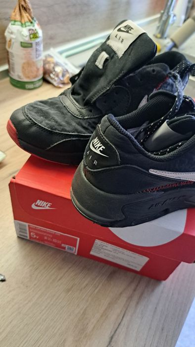 Маратонки Nike air