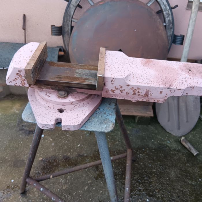 Menghina cu masă rotativă