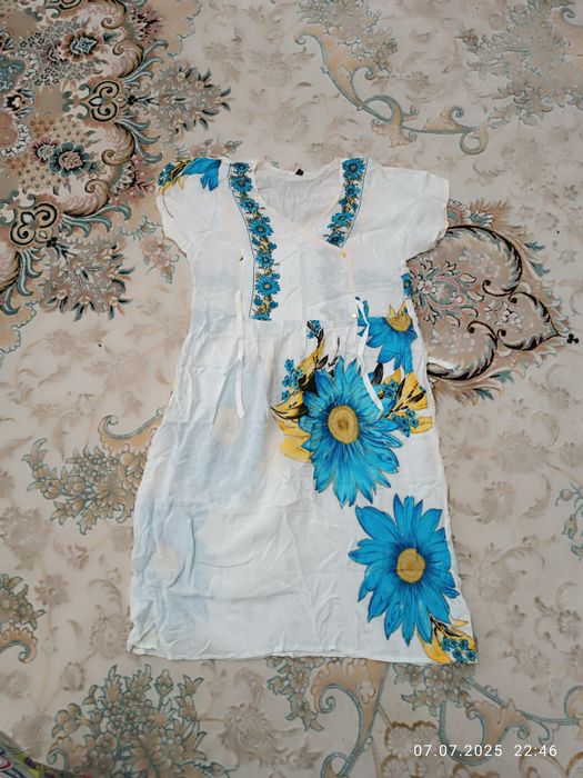 Продам платье размер 46-48 очень стильные подходит нежным девушкам