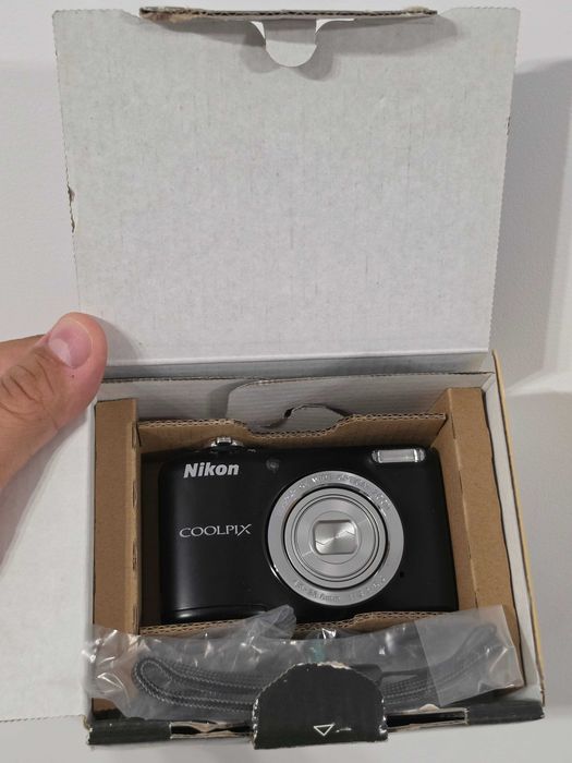 aparat foto nikon coolpix second hand si noi de vanzare • Anunturi