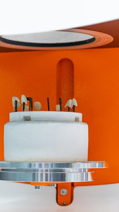 Диоксид-циркония  Керамика  коронки и протезирование