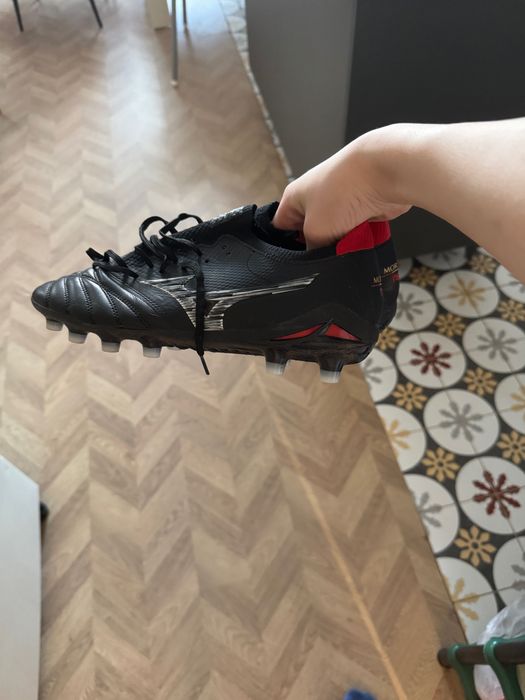 Футбольные бутсы